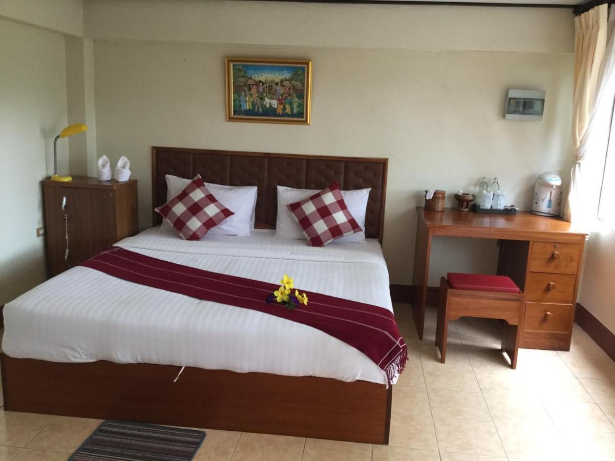 Mitkhoonyoum Hotel Ban Khun Yuam Bagian luar foto