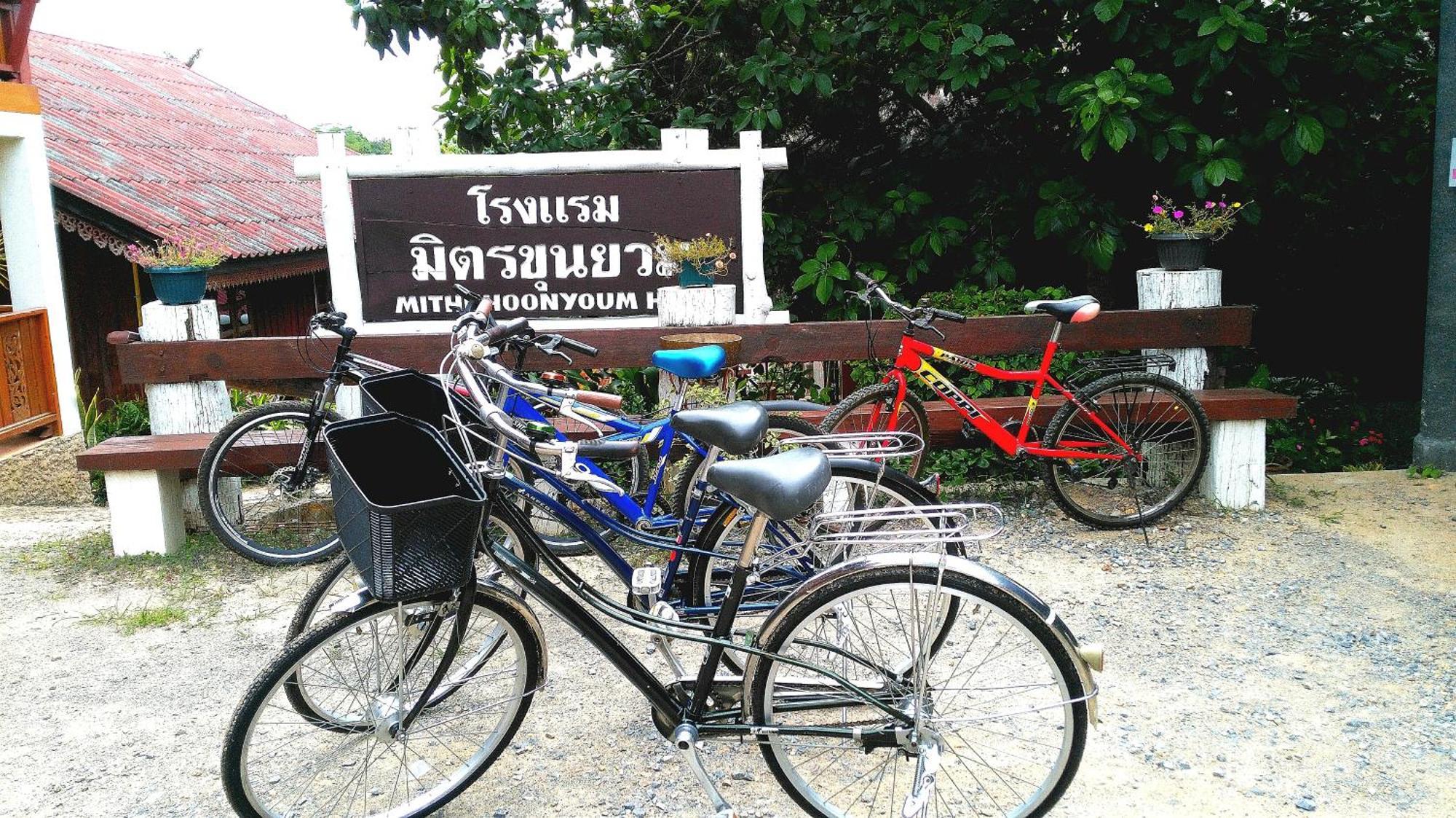 Mitkhoonyoum Hotel Ban Khun Yuam Bagian luar foto