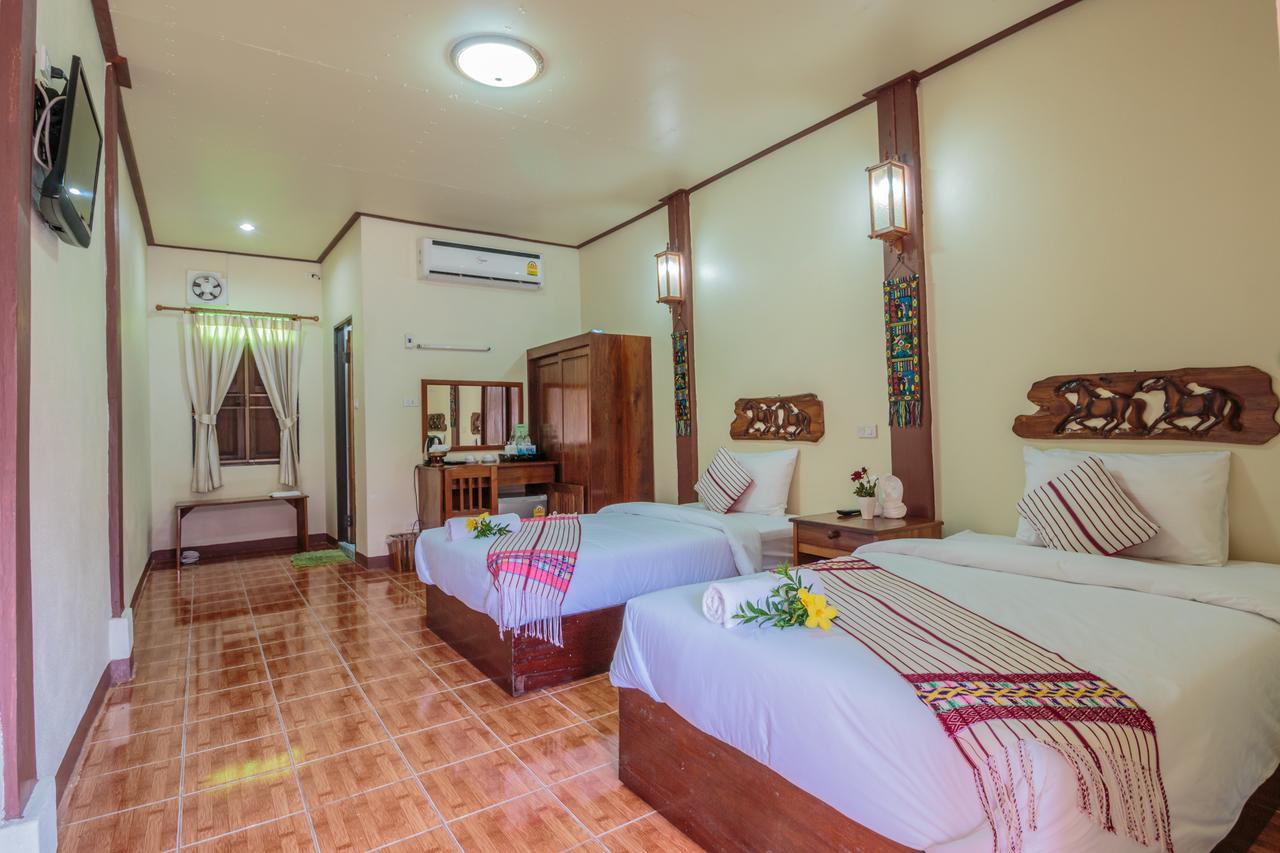 Mitkhoonyoum Hotel Ban Khun Yuam Bagian luar foto